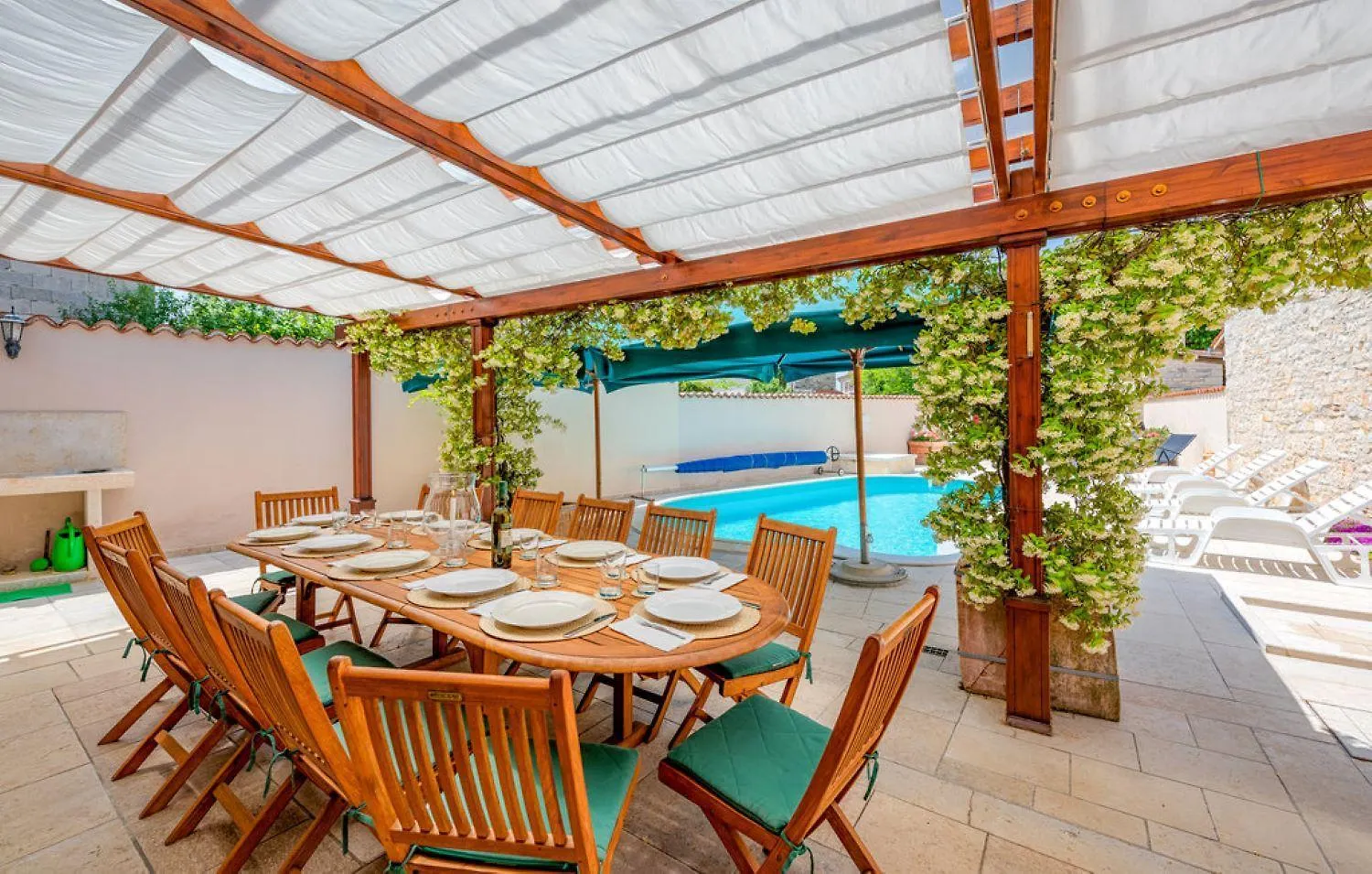 Rustic Villa Diana With Pool Near Rovinj Burici
