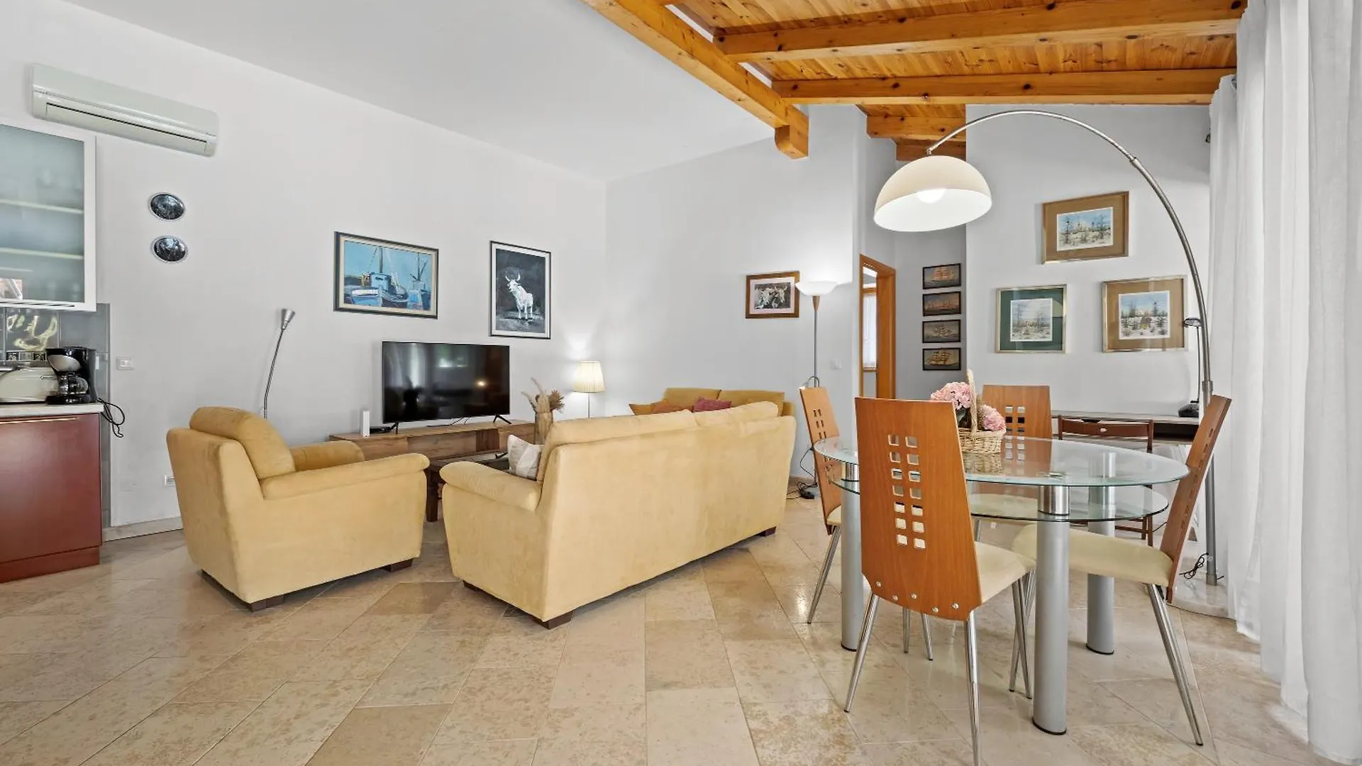 Rustic Villa Diana With Pool Near Rovinj Burici