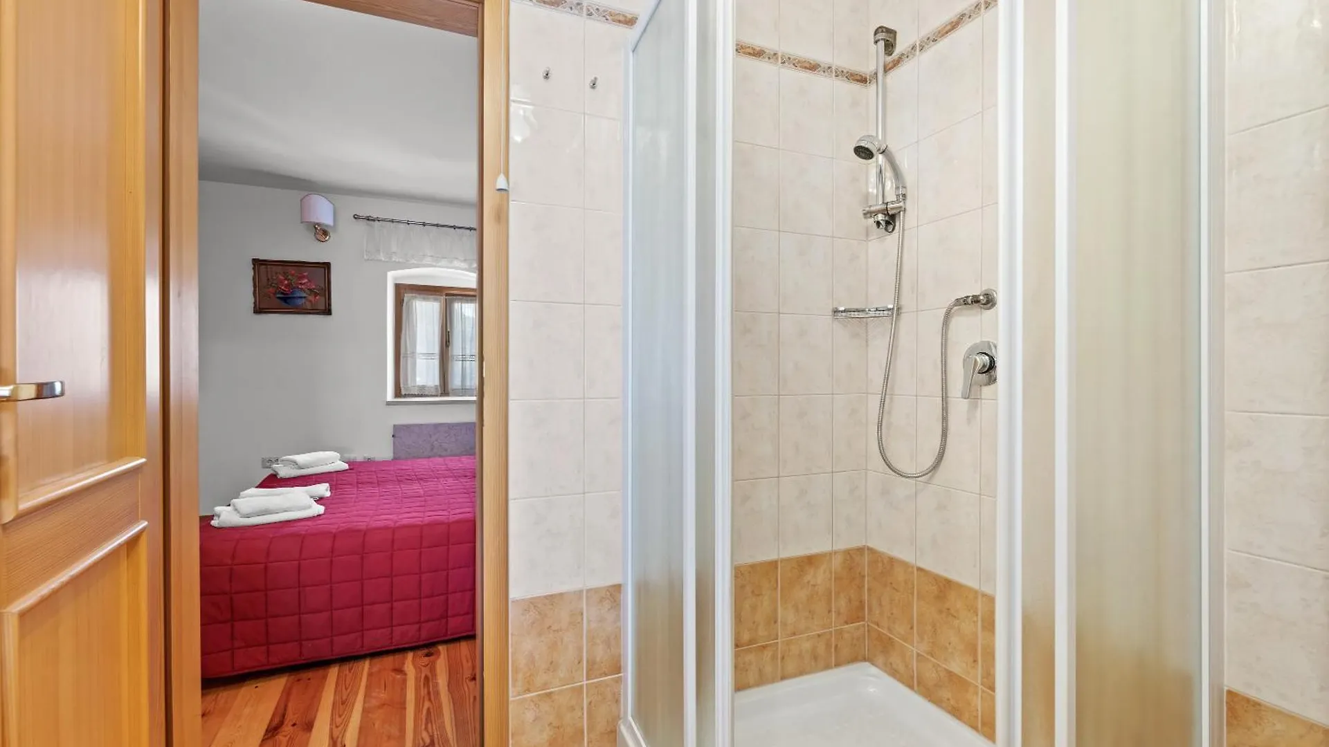 Rustic Villa Diana With Pool Near Rovinj Burici